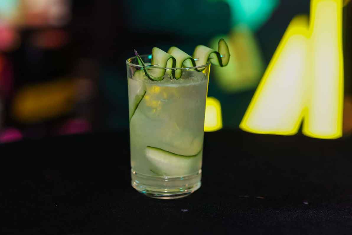 Old Pals Cocktail Catering is a blend of passion for cocktails and extensive experience in their preparation. Our team consists of two seasoned bartenders with many years of expertise, ready to bring true charm to your event.